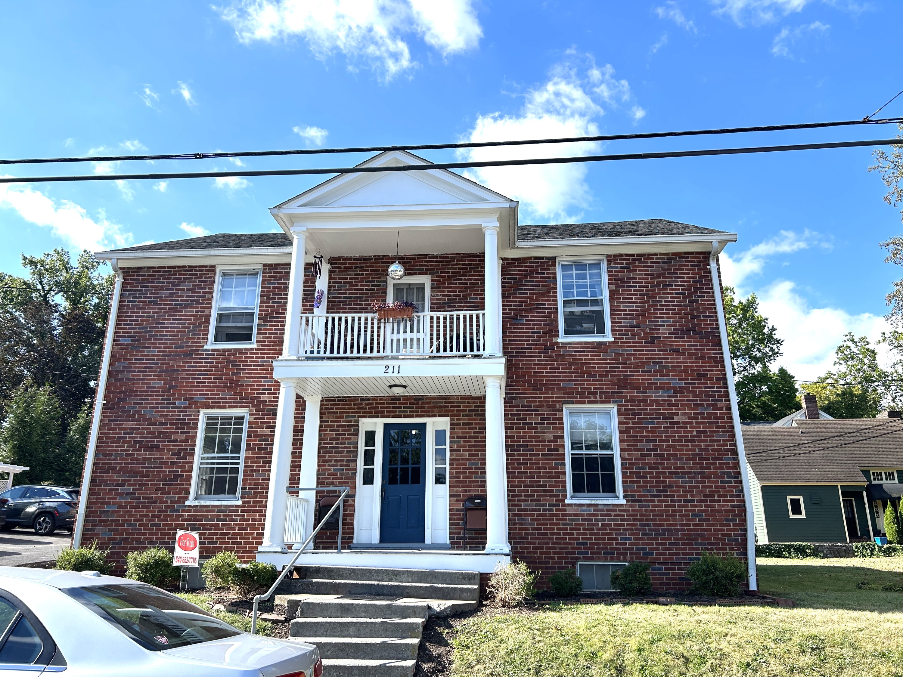 211 W. Leicester St #2