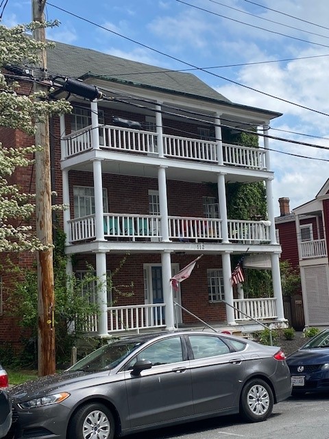 112 N. Washington St. #4