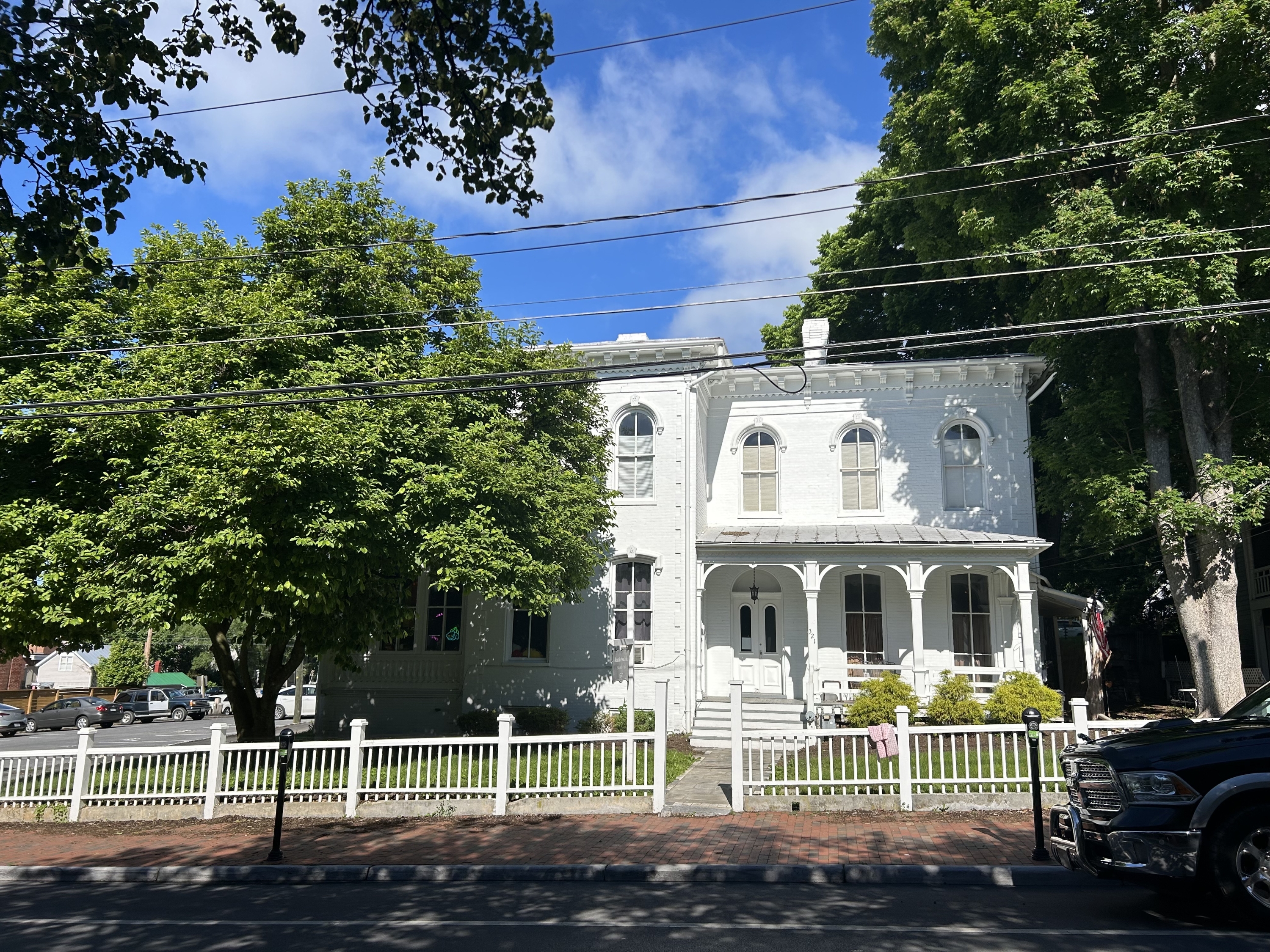 321 N. Loudoun St #2A