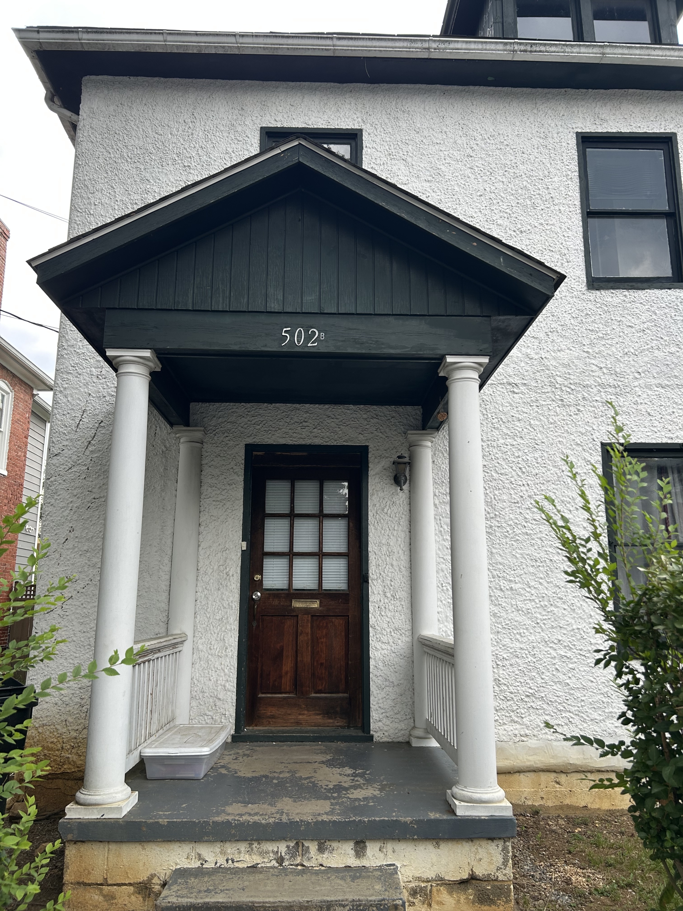 502 N. Loudoun St. #B